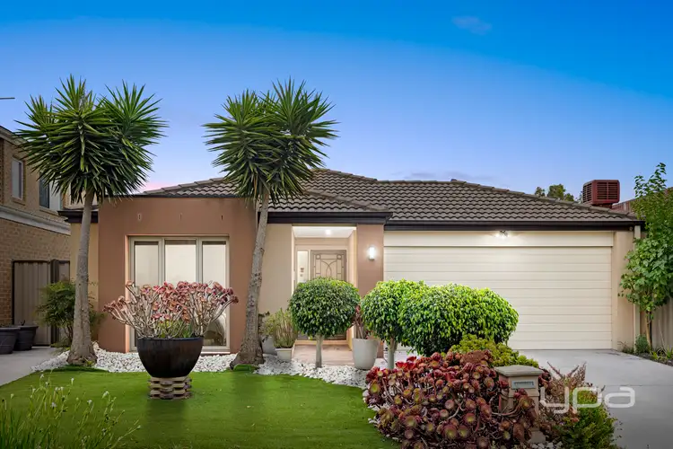 4 Freshet Avenue, Point Cook VIC 3030