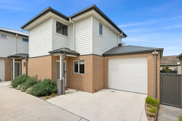 2/26 Davis Street, Belmont VIC 3216