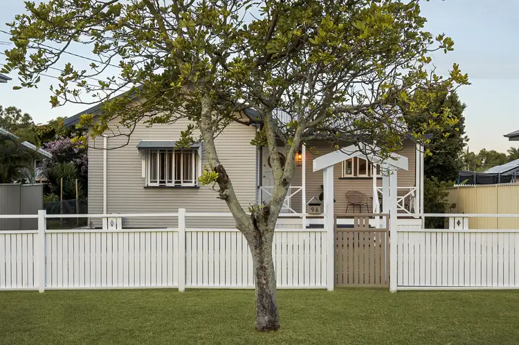 96 Dunne Street, Brighton QLD 4017