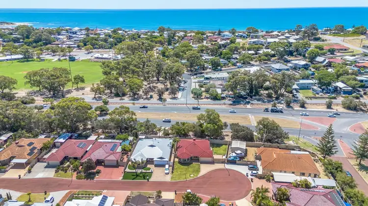 Third view of Homely house listing, 15 Devonshire Retreat, Falcon WA 6210