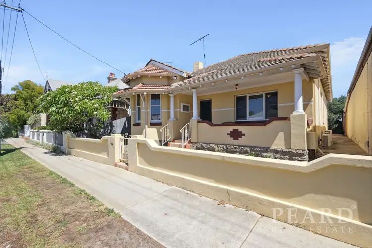11 South Street, South Fremantle WA 6162