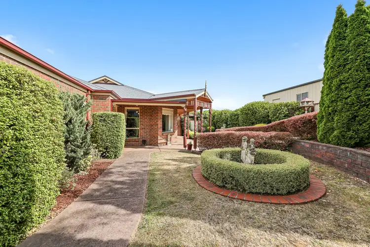 Second view of Homely house listing, 8 Angus Court, Warragul VIC 3820