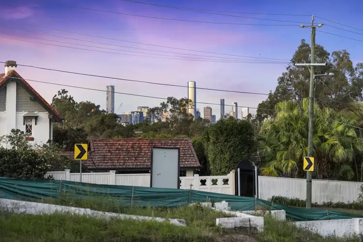 41 Carmody Road, St Lucia QLD 4067