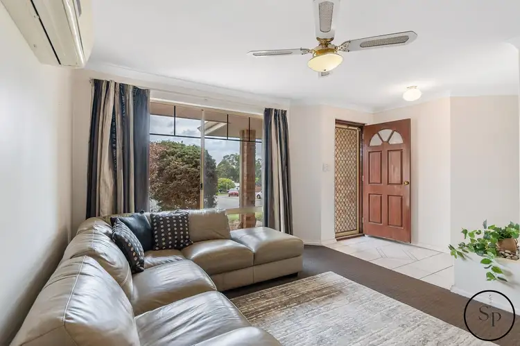 8 Willmott Close, Halls Head WA 6210