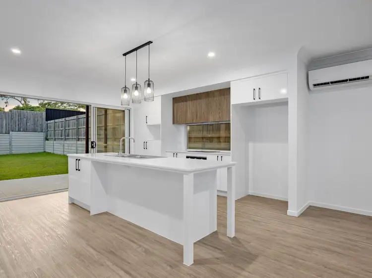 Third view of Homely house listing, 21 William Close, Park Ridge QLD 4125