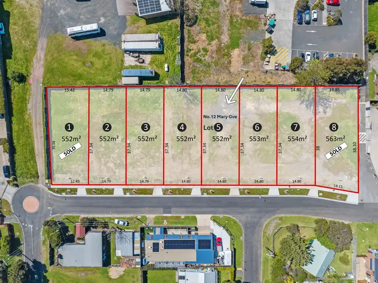 12 Mary Grove, San Remo VIC 3925