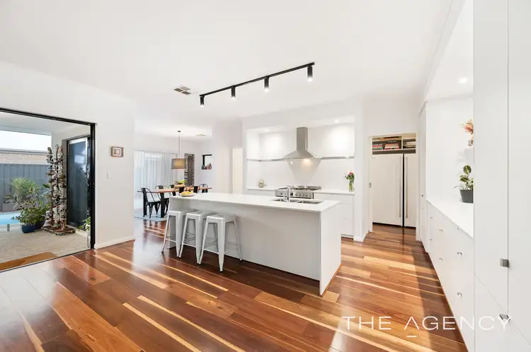 Sixth view of Homely house listing, 17 Frangipani Road, Treeby WA 6164