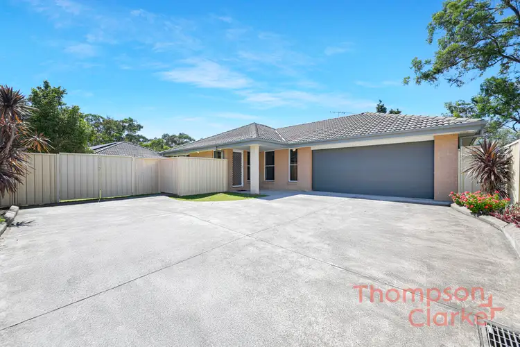 2/6 McCubbin Close, Metford NSW 2323