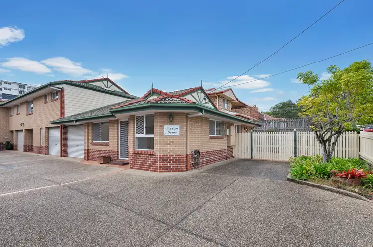 6/32 Hall Street, Chermside QLD 4032