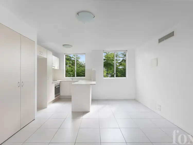 Fifth view of Homely unit listing, 18/6-10 Rose Street, Southport QLD 4215