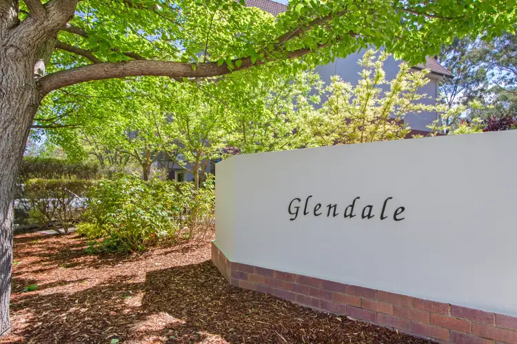 15/2 Eldridge Crescent, Garran ACT 2605