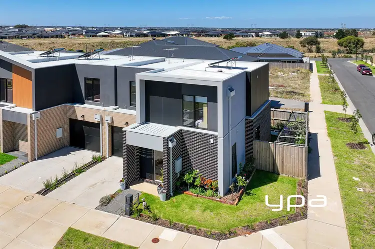 24 Saran Crescent, Deanside VIC 3336