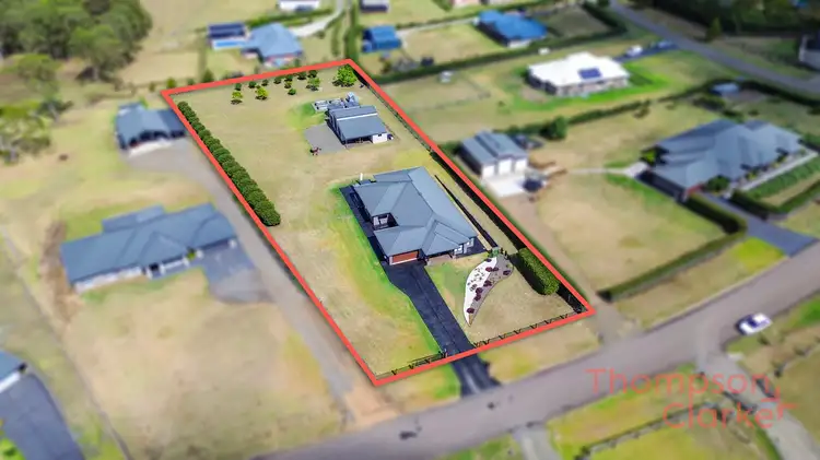 6 Carnival Close, Windella NSW 2320