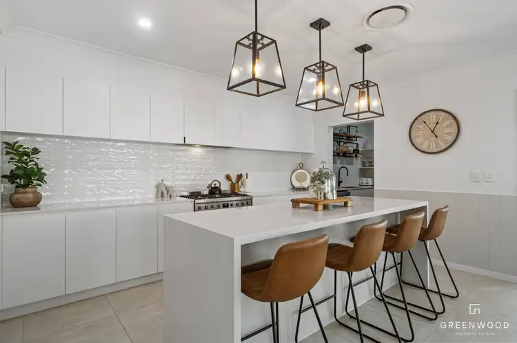 8 Ellida Lane, Coomera Waters QLD 4209