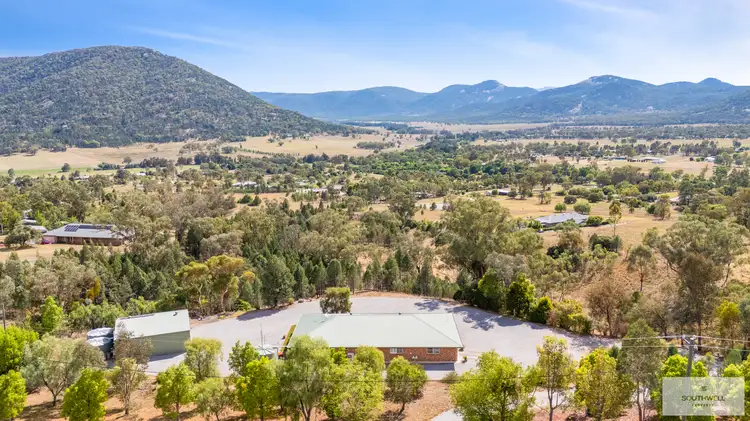 176 Catherine Way, Tamworth NSW 2340