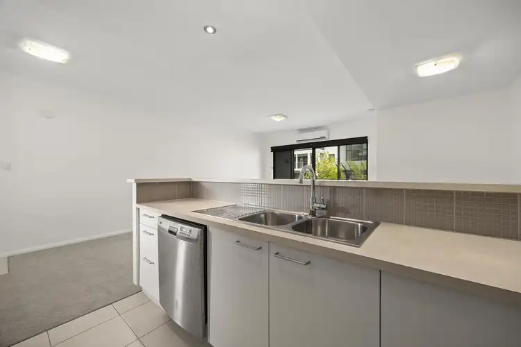 Seventh view of Homely unit listing, 24/2 Stockton Bend, Cockburn Central WA 6164