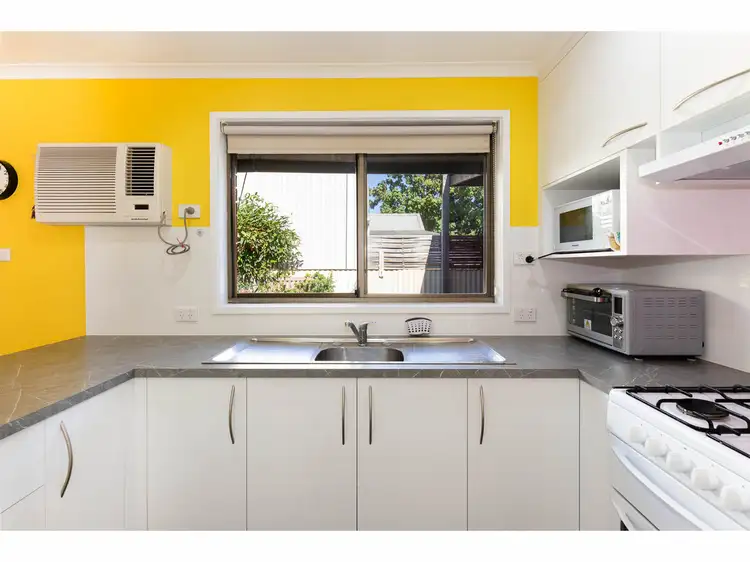 Fourth view of Homely unit listing, 2/11 Wodonga Street, Wodonga VIC 3690