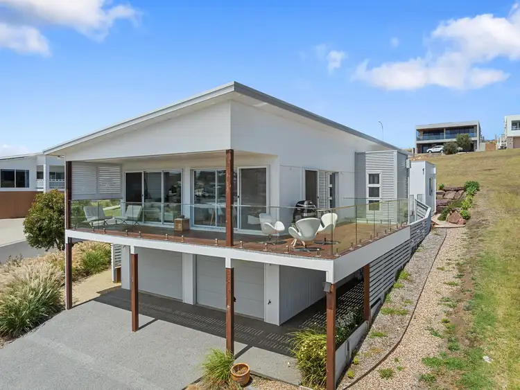 1 Viking Avenue, San Remo VIC 3925