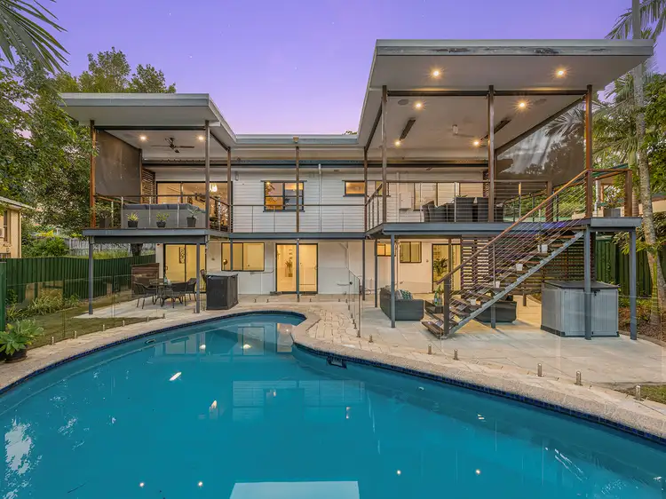 141 Burbong Street, Chapel Hill QLD 4069