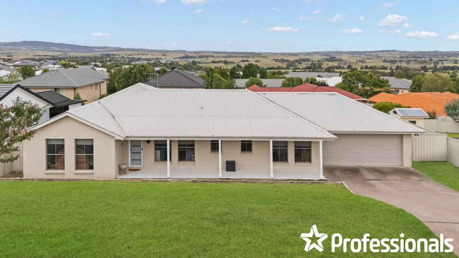 Main view of Homely house listing, 6 Hurley Close, Llanarth NSW 2795