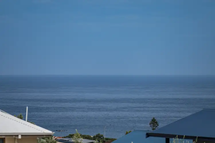 Second view of Homely house listing, 21 Carvel Place, Ocean Reef WA 6027
