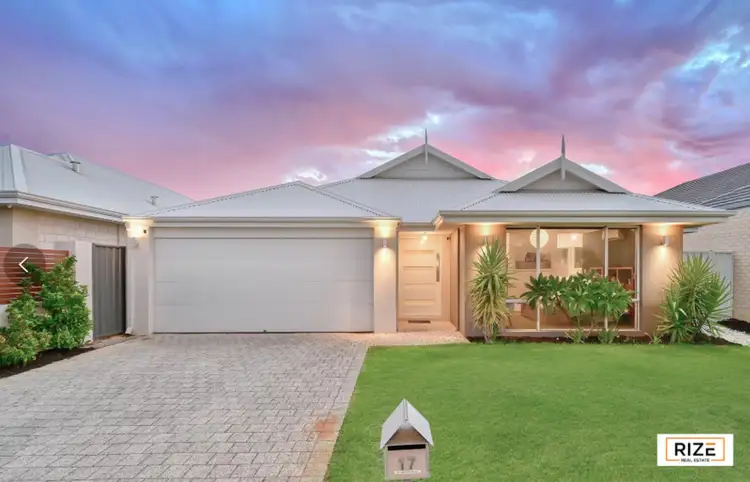 17 Azolla Street, Banksia Grove WA 6031