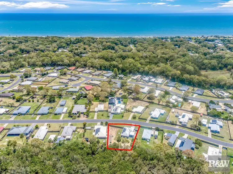 25 Regency Road, Moore Park Beach QLD 4670