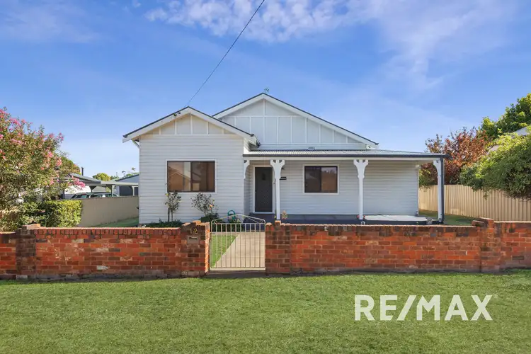 12 Florence Street, Junee NSW 2663