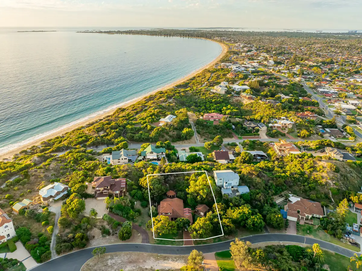 Main view of Homely house listing, 8 Pembroke Court, Warnbro WA 6169
