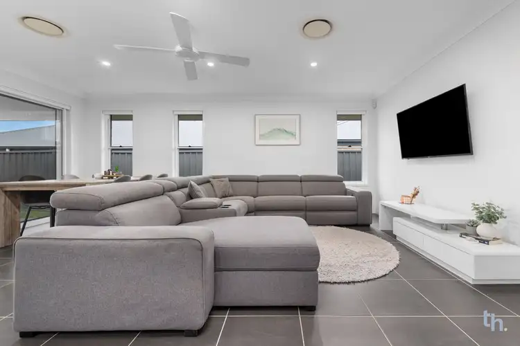 Sixth view of Homely house listing, 12 Brokenwood Avenue, Cliftleigh NSW 2321