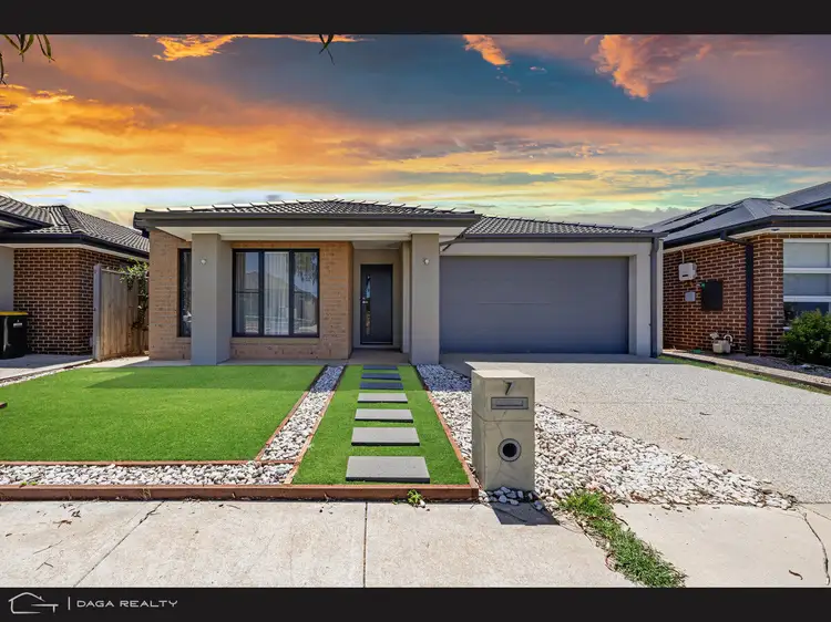 7 Boston Avenue, Thornhill Park VIC 3335