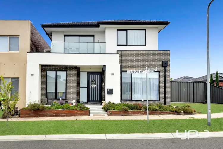 13 Oregan Way, Roxburgh Park VIC 3064