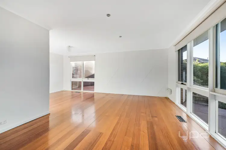 Fourth view of Homely house listing, 5 Glendale Place, Gladstone Park VIC 3043
