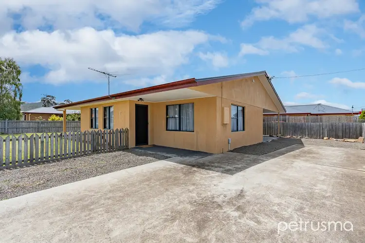 2/7 South Parade, Rokeby TAS 7019