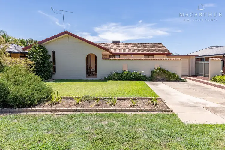 64 Vincent Road, Lake Albert NSW 2650