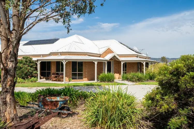 3 Cross Street, Gerogery NSW 2642