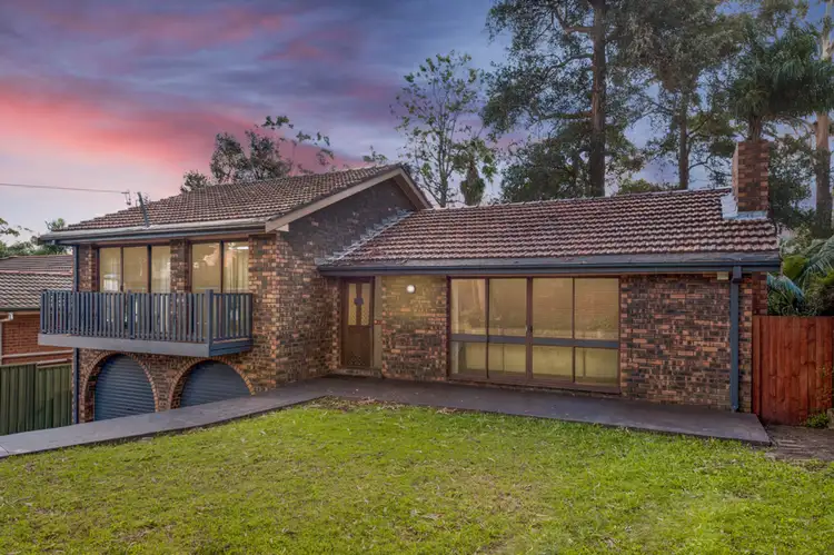 8 Kilkenny Parade, Berkeley Vale NSW 2261