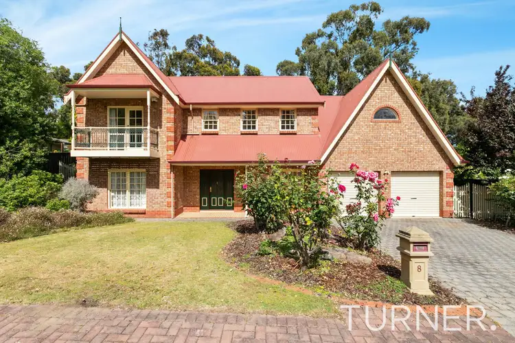 8 Cormorant Avenue