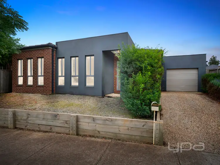 1 Citreus Circuit, Brookfield VIC 3338