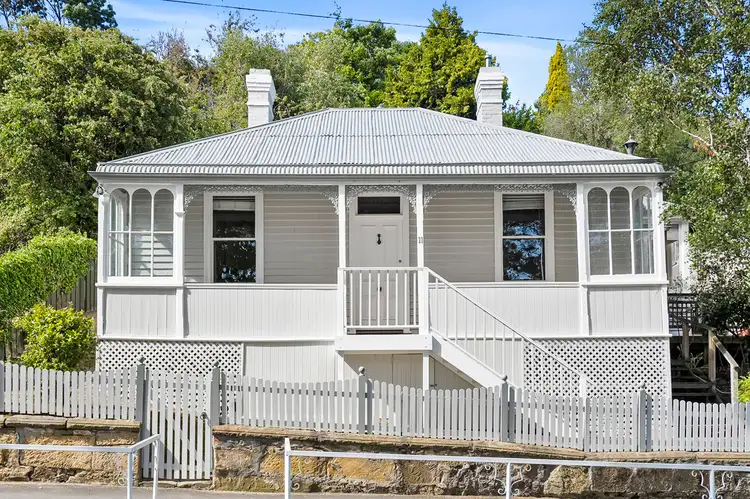 11 Quayle Street, Sandy Bay TAS 7005
