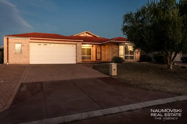 11 Russon Court, Alexander Heights WA 6064
