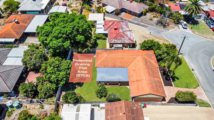 Fifth view of Homely house listing, 23 Chalfont Way, Swan View WA 6056