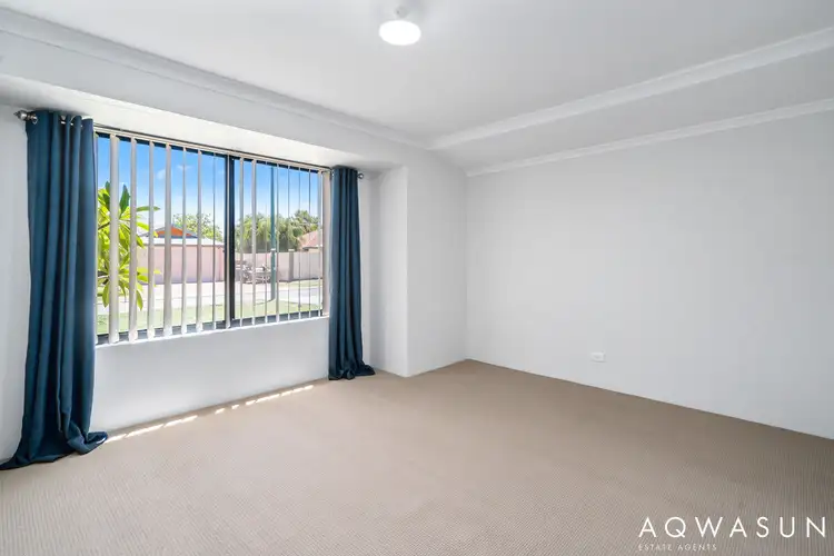 Fifth view of Homely house listing, 28 La Estrada Way, Port Kennedy WA 6172