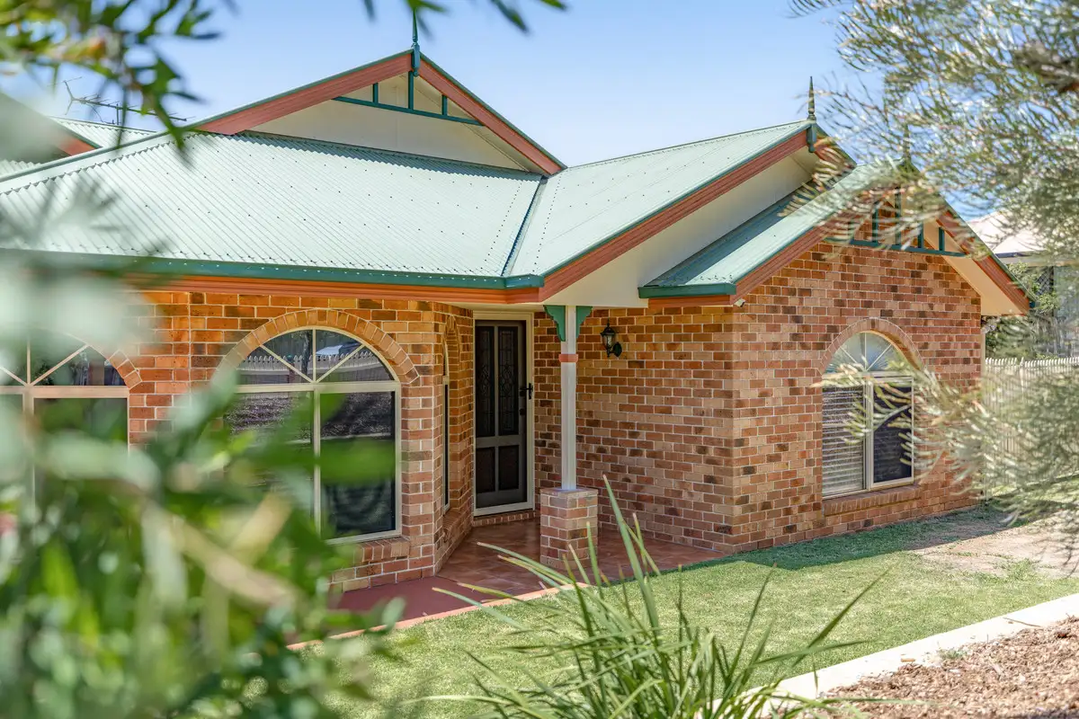 Main view of Homely house listing, 17 Kruiswijk Court, Middle Ridge QLD 4350