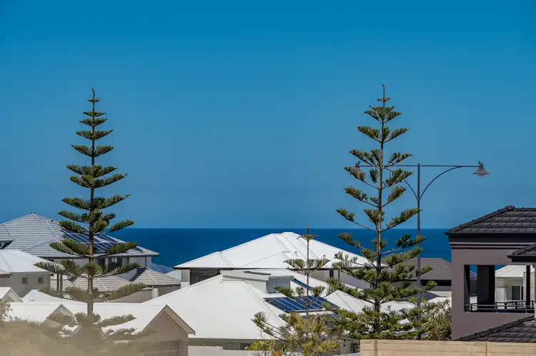 Fourth view of Homely house listing, 33 Watersun Gardens, Jindalee WA 6036