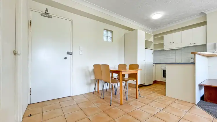 Third view of Homely apartment listing, 17/10-14 Purli Street, Chevron Island QLD 4217