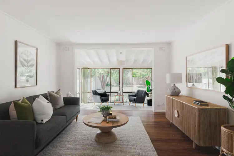 9 Phillip Avenue, Watson ACT 2602