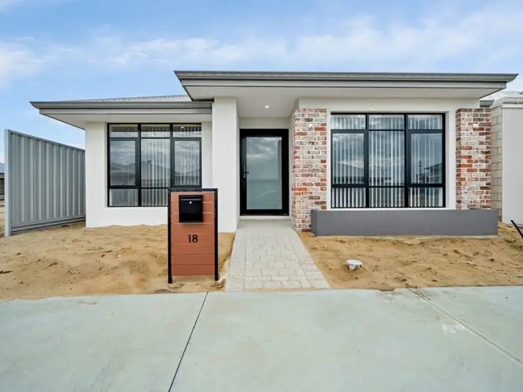 18 Latina Street, Piara Waters WA 6112