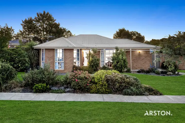24 Dewsbury Court, Narre Warren South VIC 3805