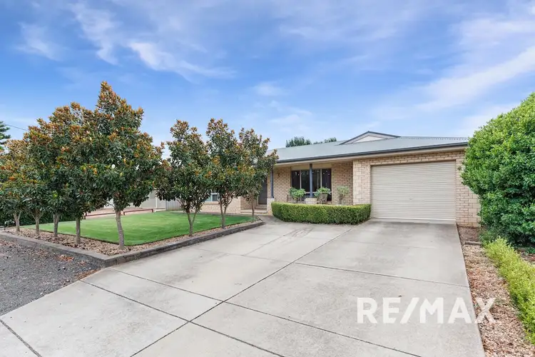 450 Kooringal Road, Lake Albert NSW 2650